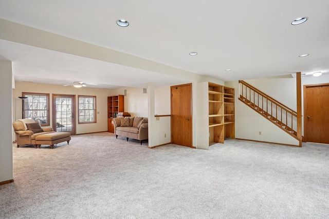 9416 Blackhawk Trail, Sauk City, WI 53583