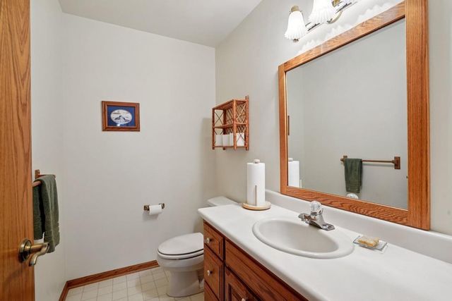 9416 Blackhawk Trail, Sauk City, WI 53583