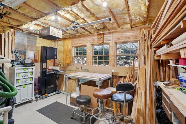 9416 Blackhawk Trail, Sauk City, WI 53583