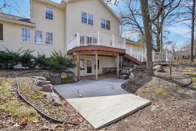 9416 Blackhawk Trail, Sauk City, WI 53583