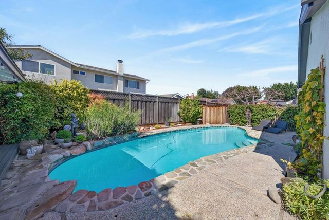 6221 Glider Drive, San Jose, CA 95123