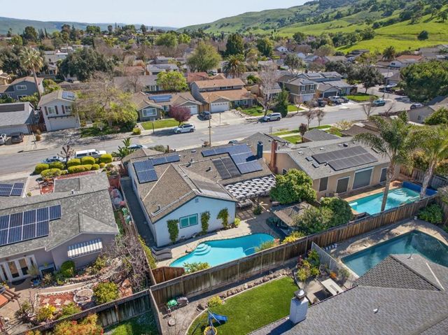 6221 Glider Drive, San Jose, CA 95123