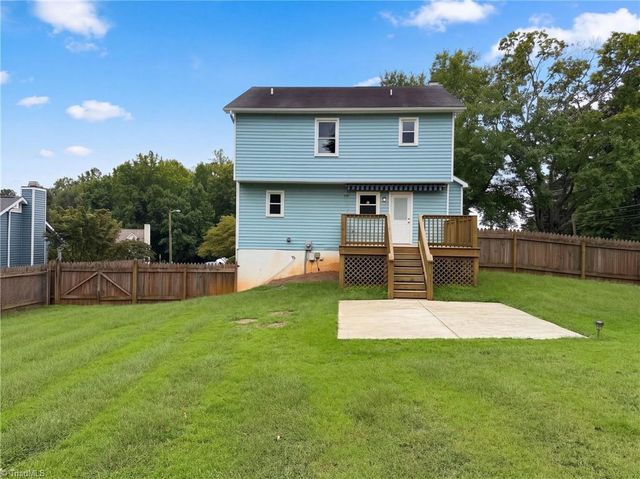 1001 Kingstree Ridge Drive, Winston-salem, NC 27127