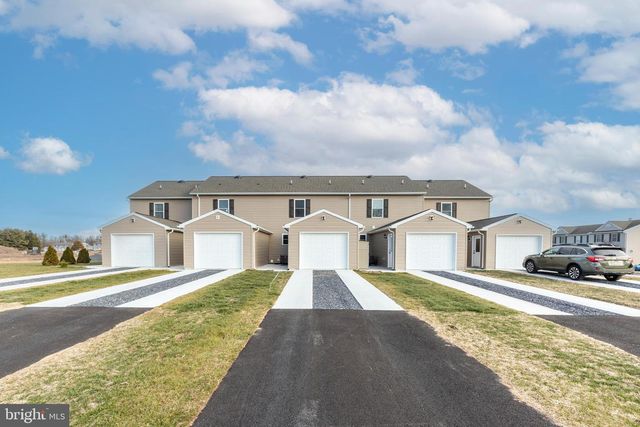 125 HOMESTEAD DR, Gettysburg, PA 17325