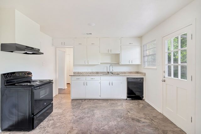 2848 Beasley Drive, Garland, TX 75041