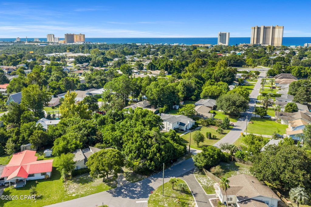 Image 17 of property listing at 142 Half Acre Lane, Panama City Beach, FL 32413
