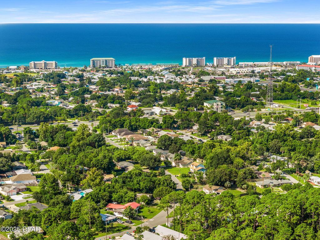 Image 3 of property listing at 142 Half Acre Lane, Panama City Beach, FL 32413