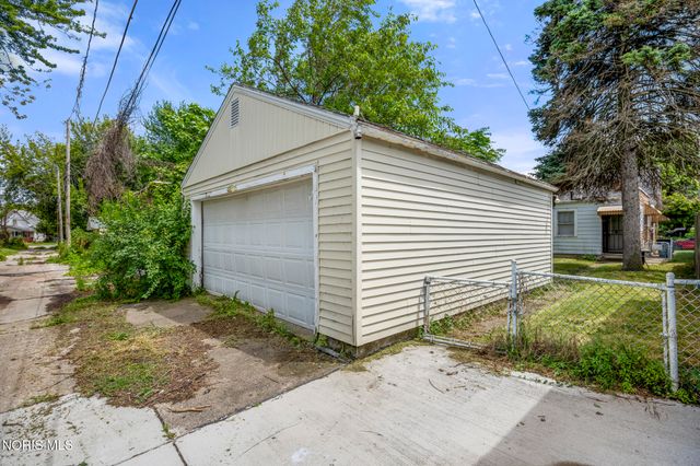 319 Palmer Street, Toledo, OH 43608