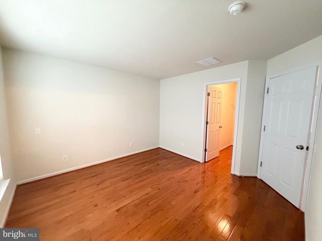 43524 WHEADON TER, Chantilly, VA 20152
