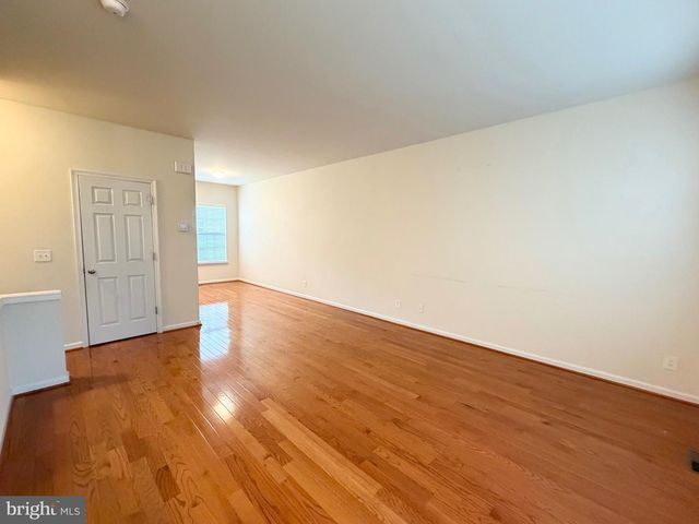 43524 WHEADON TER, Chantilly, VA 20152