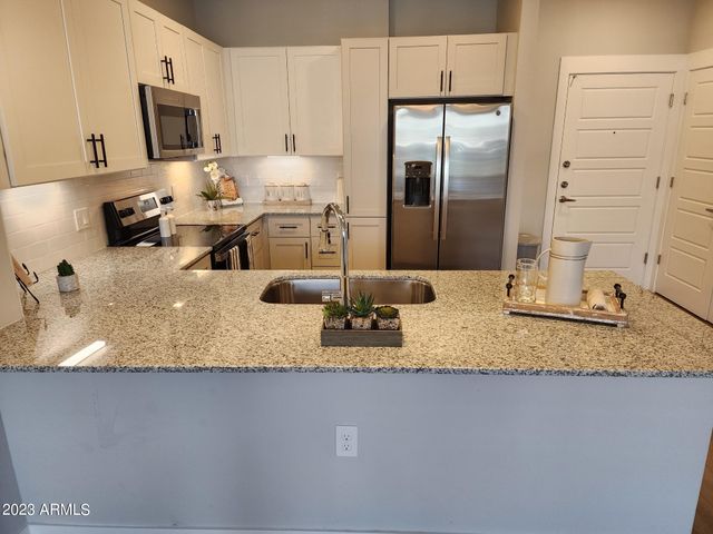 15510 N La Cometa Avenue A3, Surprise, AZ 85374