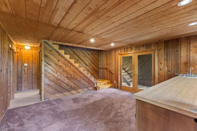 7734 Seasons Road, Kent, OH 44240