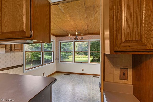 7734 Seasons Road, Kent, OH 44240