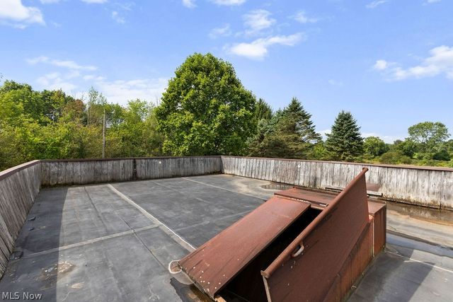 7734 Seasons Road, Kent, OH 44240