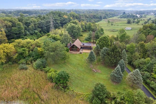 7734 Seasons Road, Kent, OH 44240