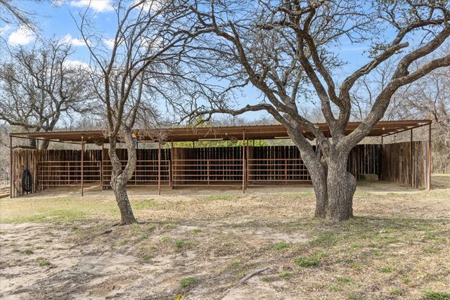299 Private Road 1526, Lipan, TX 76462