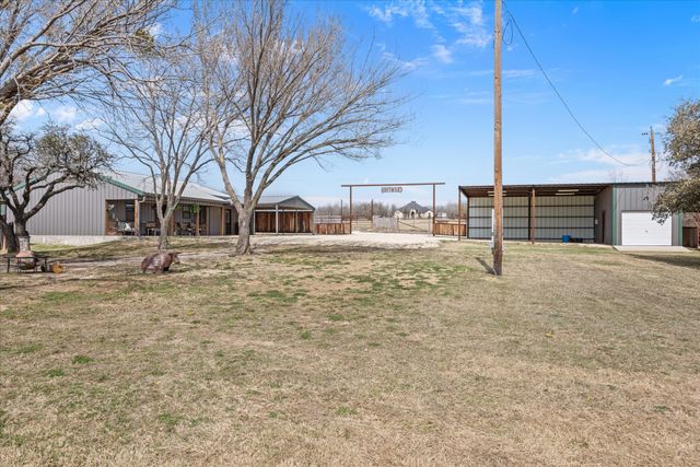 299 Private Road 1526, Lipan, TX 76462