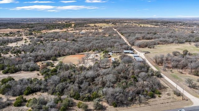 299 Private Road 1526, Lipan, TX 76462