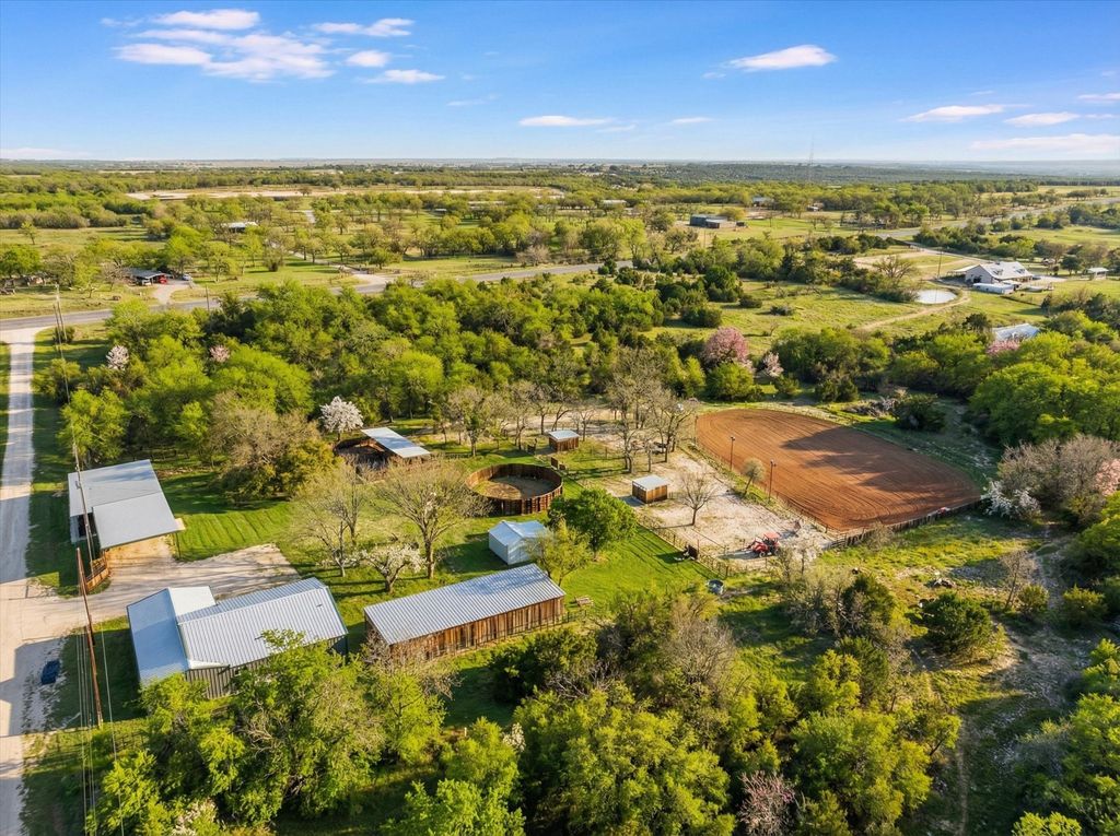 299 Private Road 1526, Lipan, TX 76462