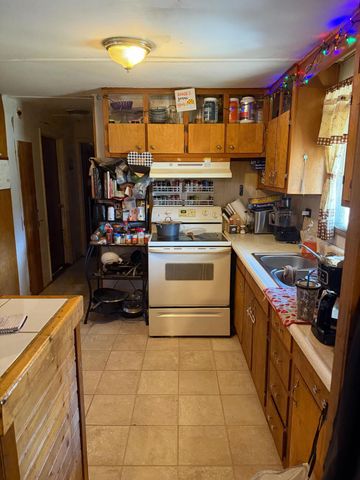 12 Osceola Avenue, Rossville, GA 30741