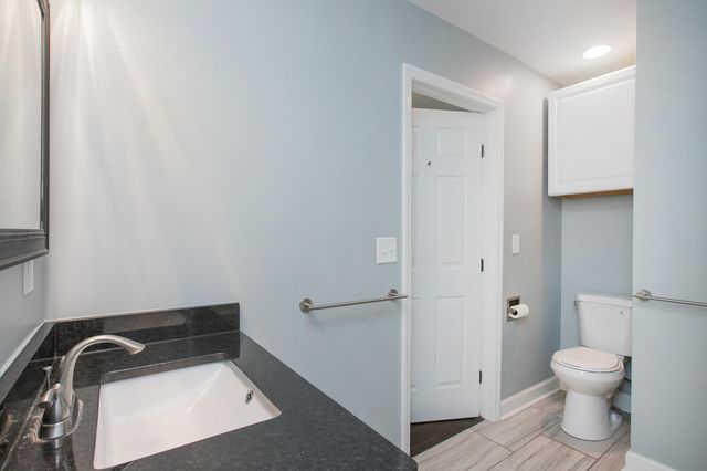 1005 Malquin Dr, Nashville, TN 37216