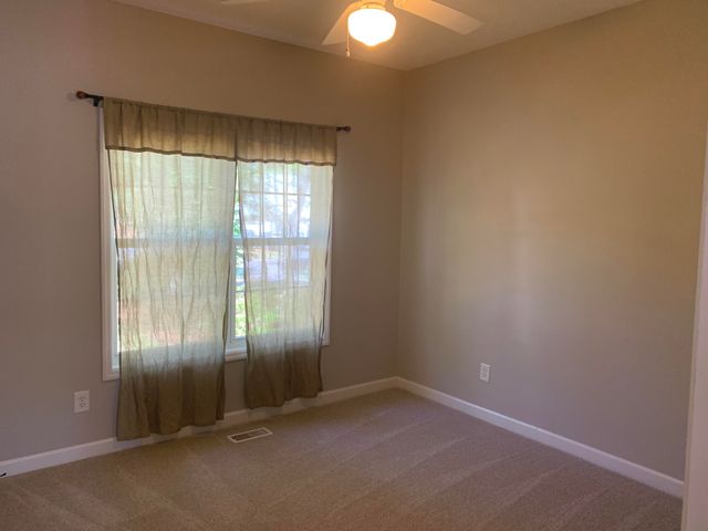 1455 Longleaf Drive E, Pinehurst, NC 28374