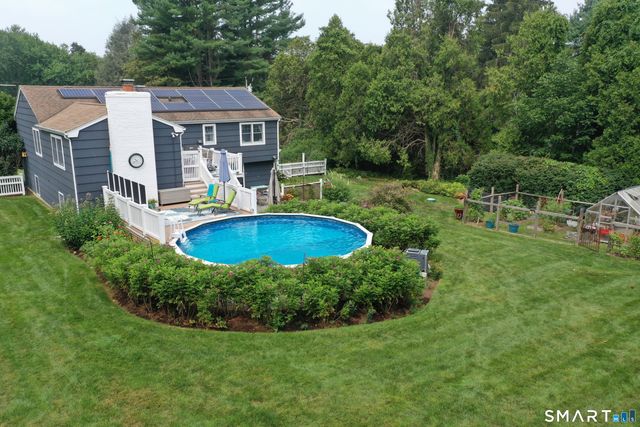 11 Crestwood Drive, Easton, CT 06612