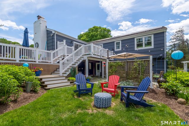 11 Crestwood Drive, Easton, CT 06612
