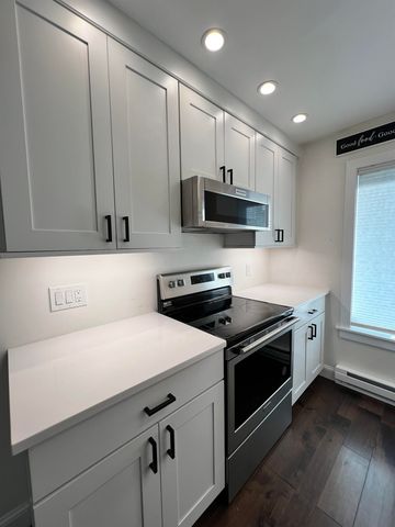 10 Kyle Drive, Newport, NH 03773