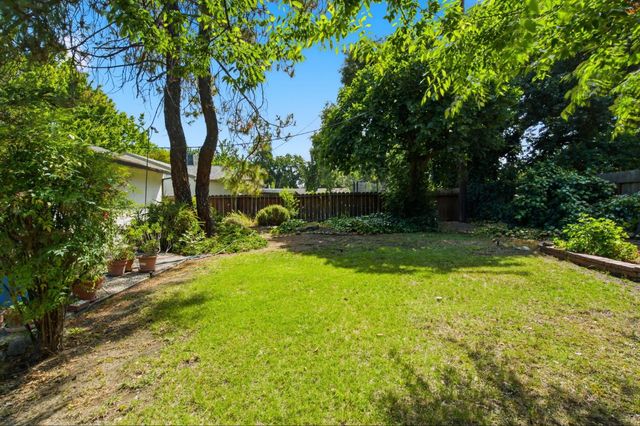 402 W Mayfair Ave, Stockton, CA 95207