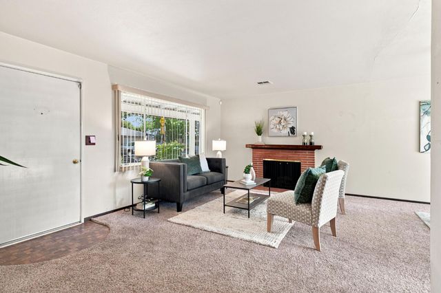 402 W Mayfair Ave, Stockton, CA 95207