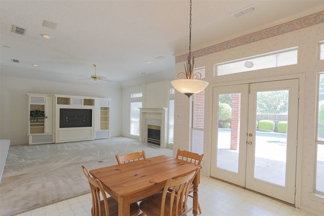 7005 Meadowside Road S, Fort Worth, TX 76132