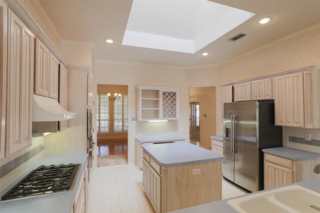 7005 Meadowside Road S, Fort Worth, TX 76132