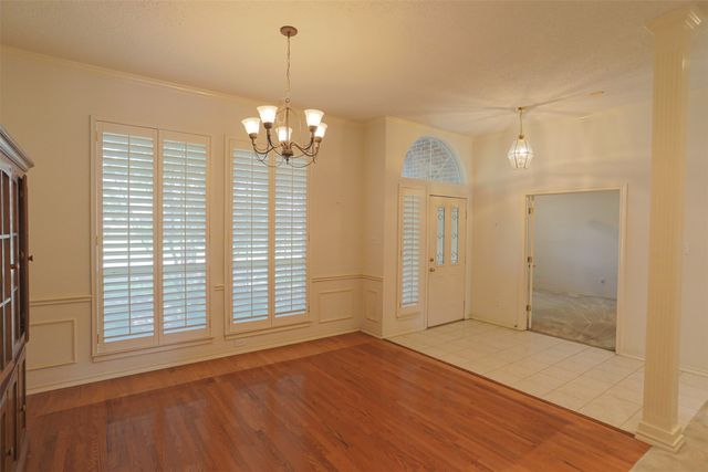 7005 Meadowside Road S, Fort Worth, TX 76132