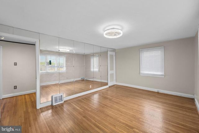 816 LAUREL RD, Yeadon, PA 19050