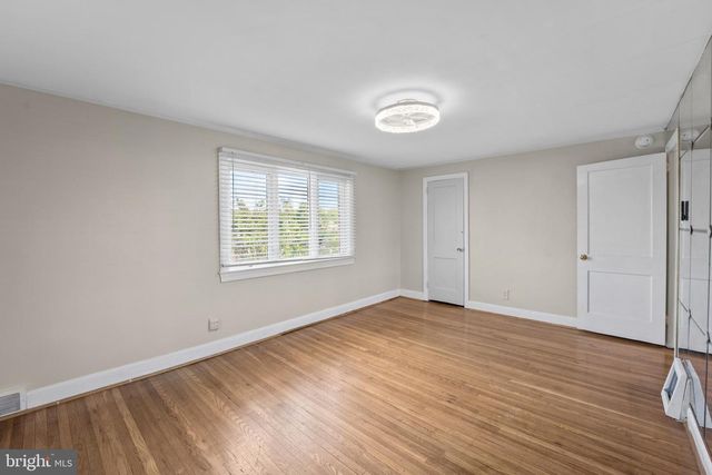 816 LAUREL RD, Yeadon, PA 19050