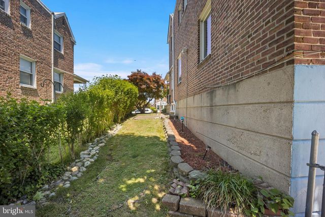 816 LAUREL RD, Yeadon, PA 19050