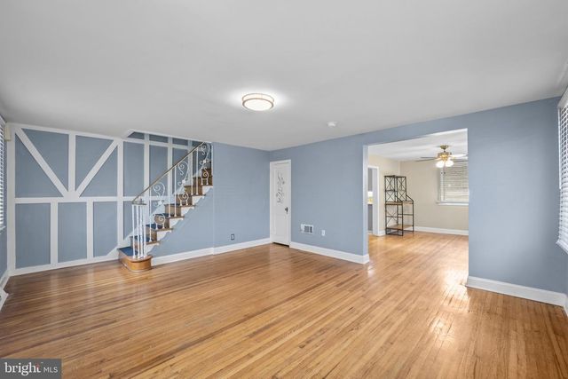 816 LAUREL RD, Yeadon, PA 19050
