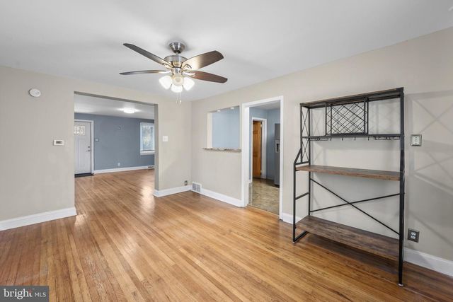 816 LAUREL RD, Yeadon, PA 19050