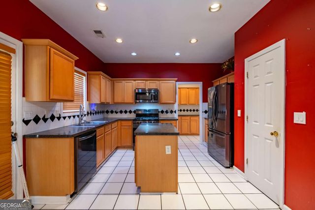 640 FITZGERALD Place, Atlanta, GA 30349