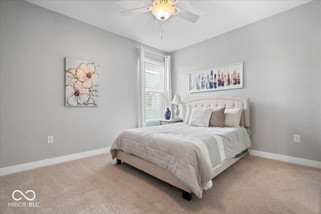 15982 Oakhurst Lane, Fishers, IN 46040
