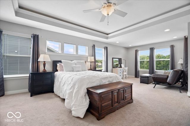 15982 Oakhurst Lane, Fishers, IN 46040