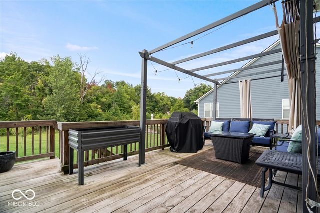 15982 Oakhurst Lane, Fishers, IN 46040
