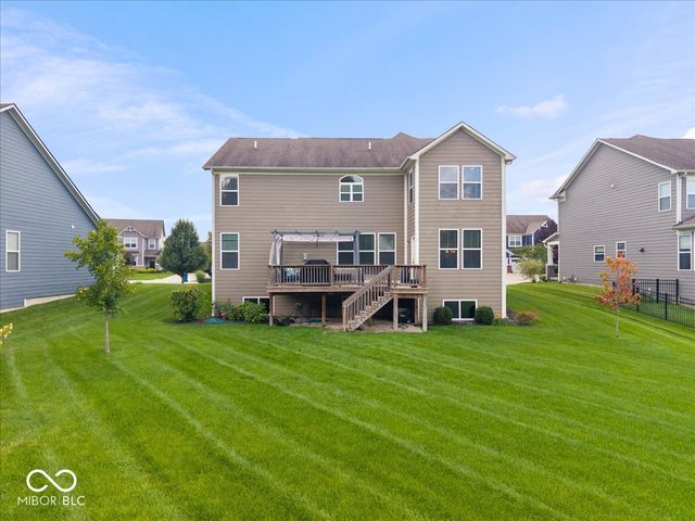 15982 Oakhurst Lane, Fishers, IN 46040