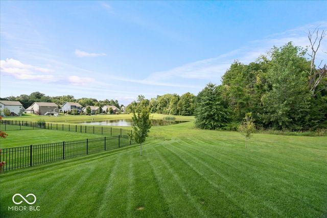 15982 Oakhurst Lane, Fishers, IN 46040