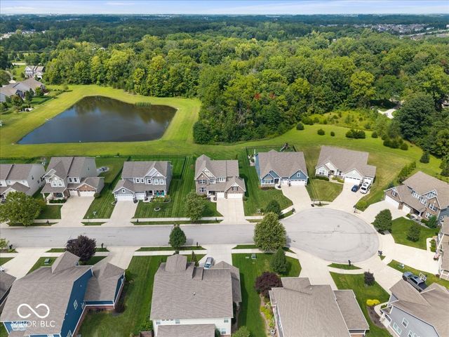 15982 Oakhurst Lane, Fishers, IN 46040