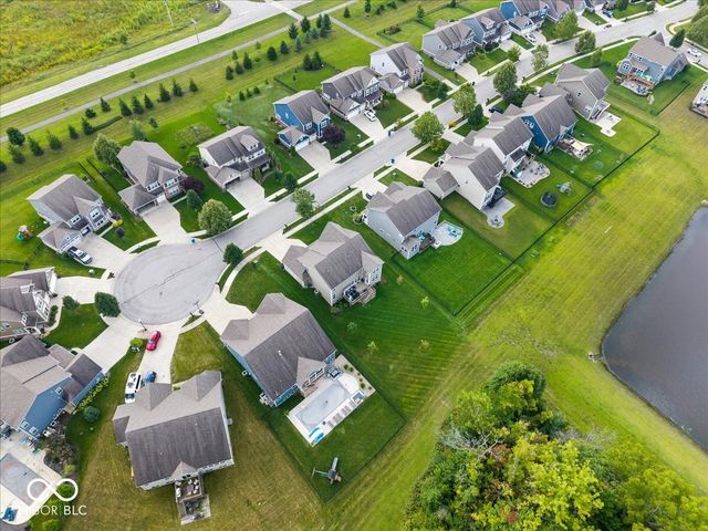 15982 Oakhurst Lane, Fishers, IN 46040