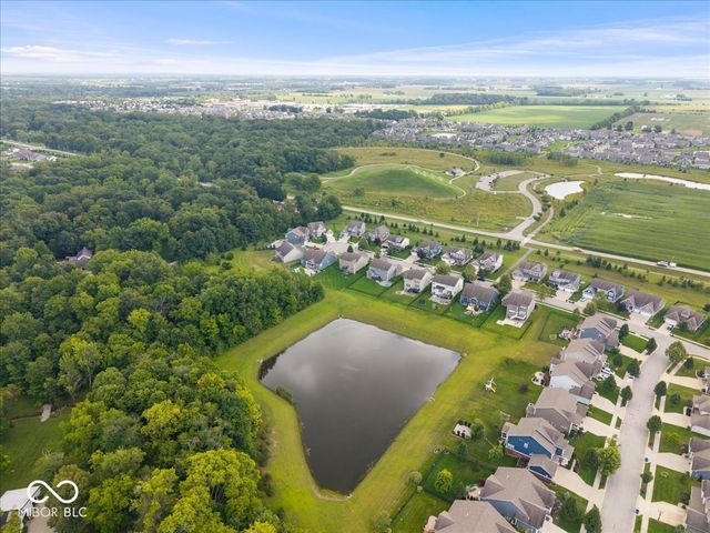 15982 Oakhurst Lane, Fishers, IN 46040