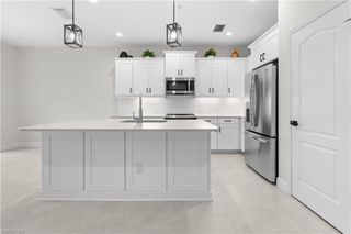 6947 Avalon CIR # 1907, Naples, FL 34112