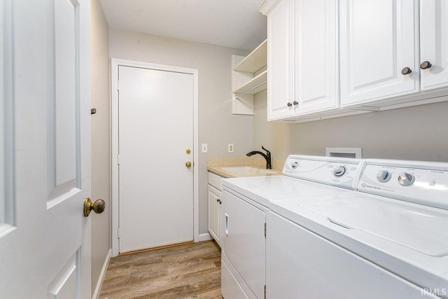 51950 Chicory Lane, Granger, IN 46530